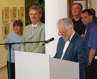 Professor Heijo Klein eröffnet die Ausstellung